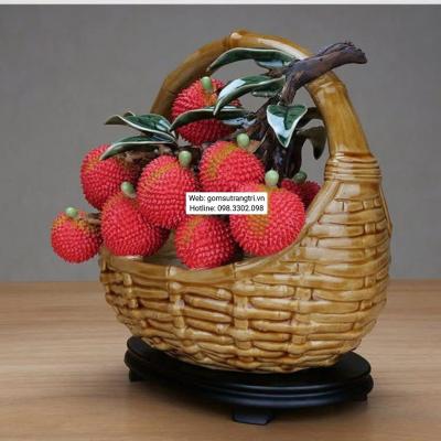 TƯỢNG SỨ THỦ CÔNG - GIỎ QUẢ VẢI